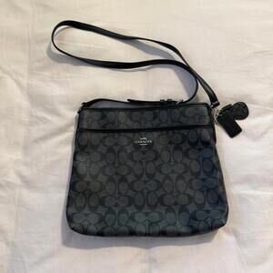 Coach Signature C Crossbody Shoulder Zip File Bag